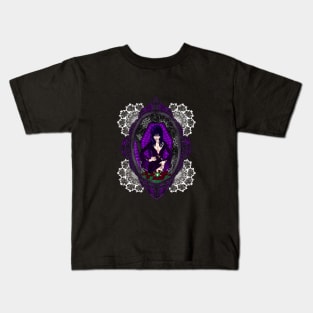 Elvira Mistress of the dark Kids T-Shirt